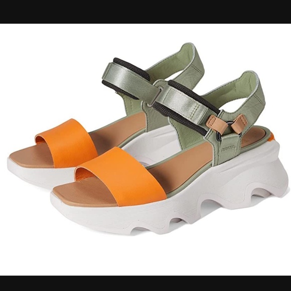 Sorel Shoes - KINETIC IMPACT Y-STRAP SAFARI × DREAMY